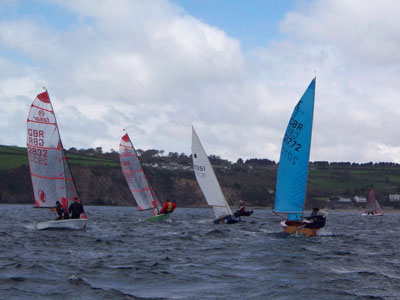  just after the start of a May Cup race