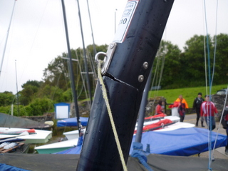 Steve's broken mast