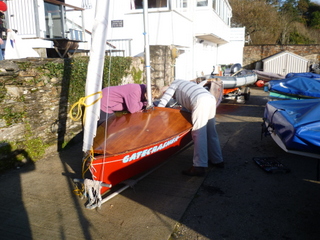 New mast being fitted