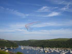 Red Arrows coming out of Pont Creek